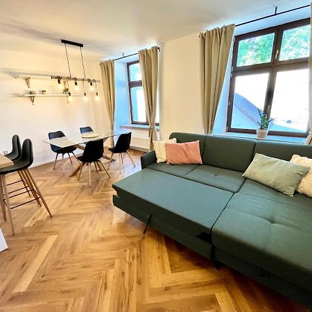 Apartman Elen Nove Mesto nad Metuji Luaran gambar