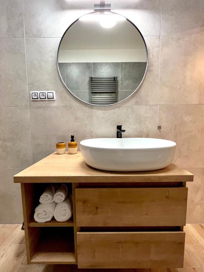 Apartman Elen Nove Mesto nad Metuji Luaran gambar