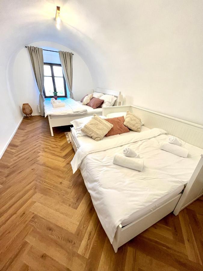 Apartman Elen Nove Mesto nad Metuji Luaran gambar